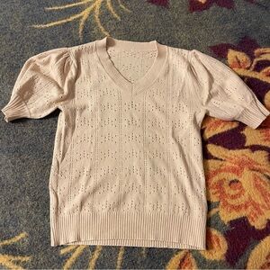 Eyelit sweater size small Apricot color